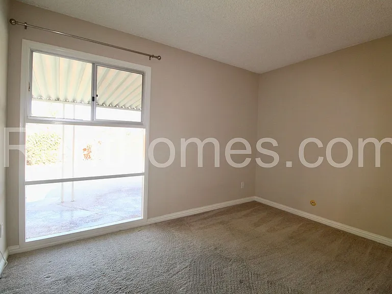 2029 Goshawk St — Photo 14