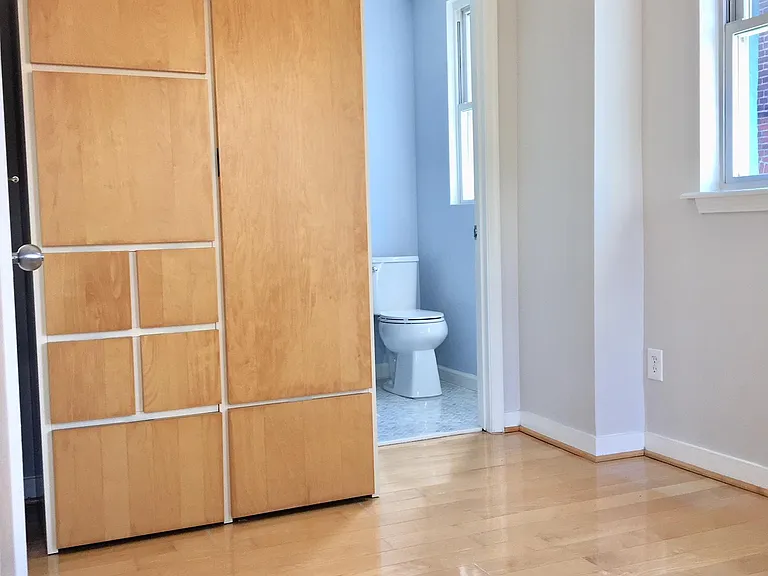 1521 Kingman Pl NW #5 — Photo 6