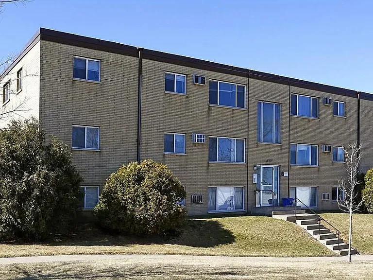 1029 Raymond Ave #9-12 — Photo 16