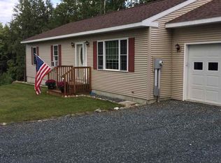 14 Easy St, Enfield, NH 03748