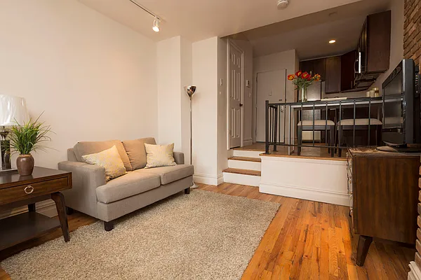 Rented by Westminster Management | media 22