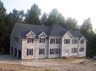 27 Fieldstone Ests, New Milford, CT 06776