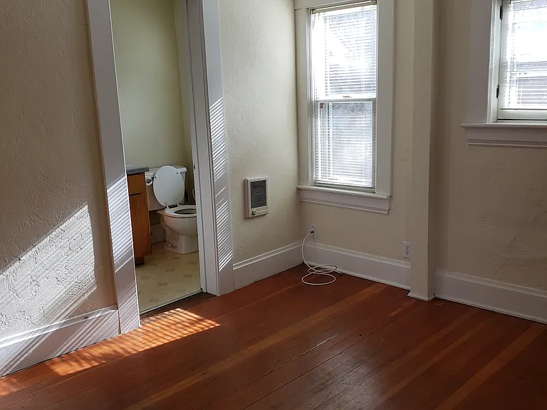 1605 Pearl St #1 — Photo 4