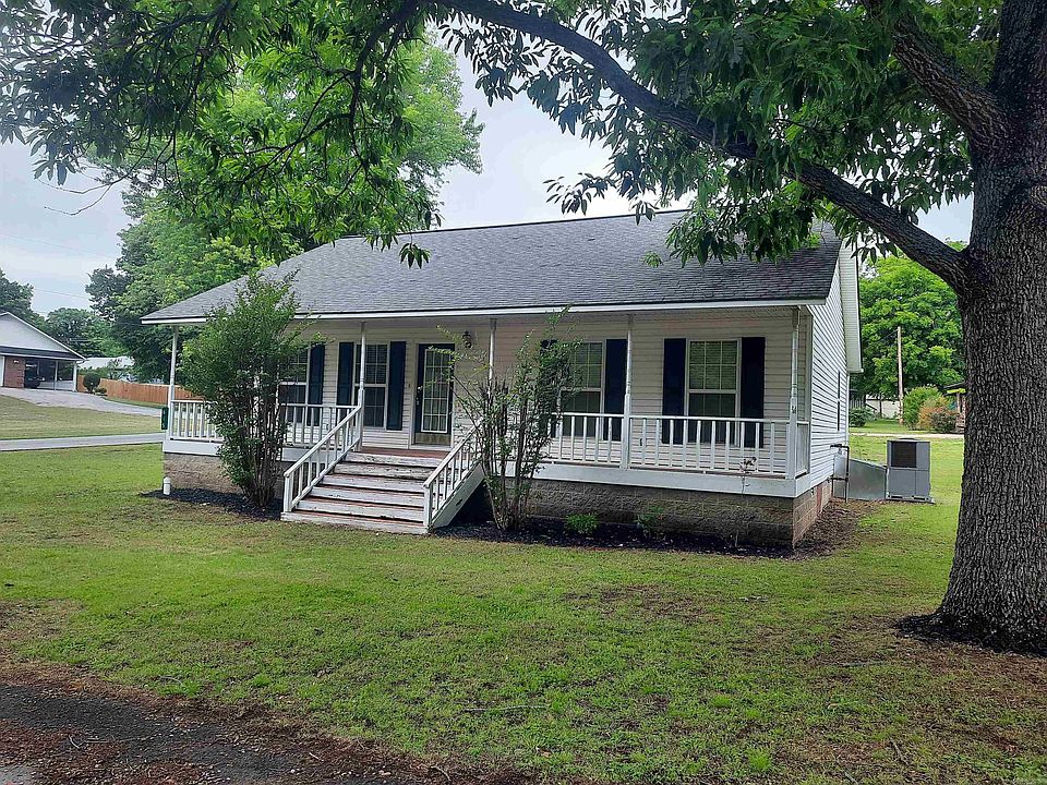 1st image of 615 Jackson St