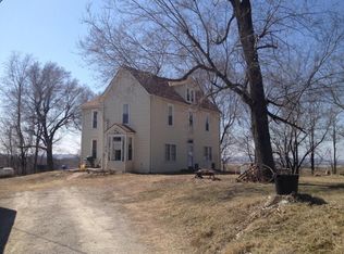 9344 County Road 373, Saint Joseph, MO 64505
