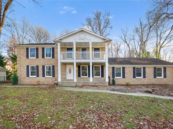 1710 Markley St NW, North Canton, OH 44720