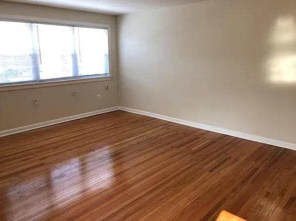 402 W Jefferson St, Media, PA 19063