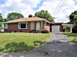 412 Eastman St, Pulaski, VA 24301