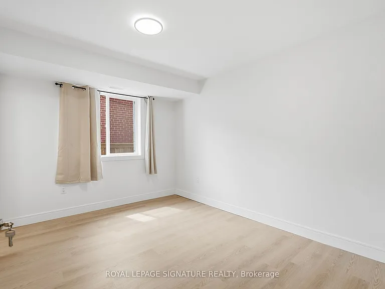 53 Bishop Ave #1A — Photo 15