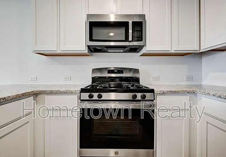 3303 NW 149th St — Photo 15