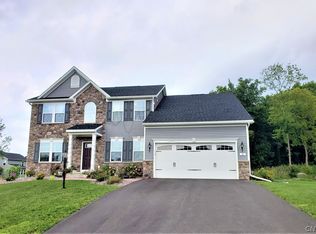 141 Brinan Fields Run, Manlius, NY 13104