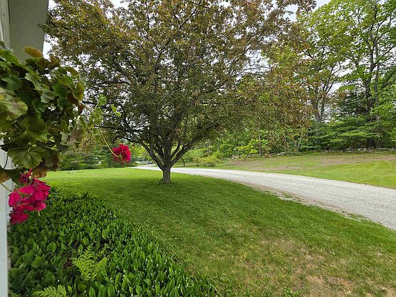 4th image of 1011 Townline Road