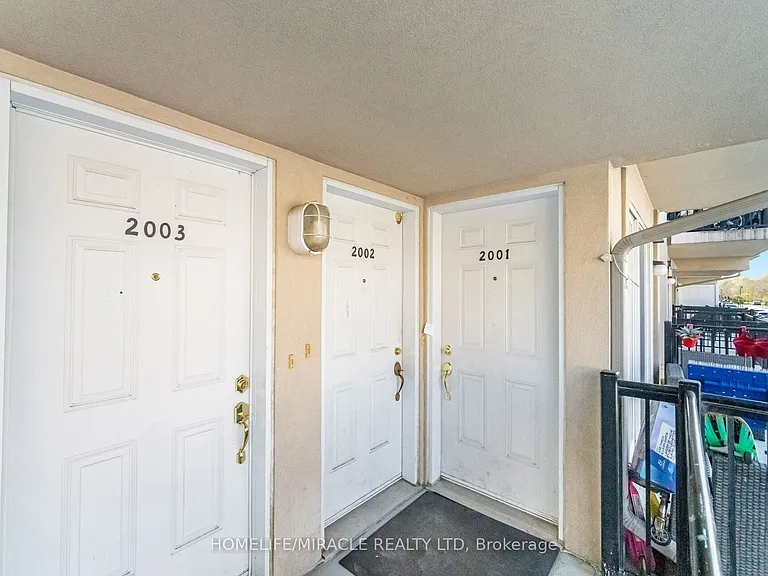 3049 Finch Ave W #2002 — Photo 28