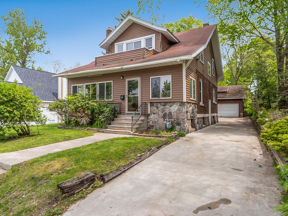 606 Lake Ave, Grand Haven, MI 49417 Zillow
