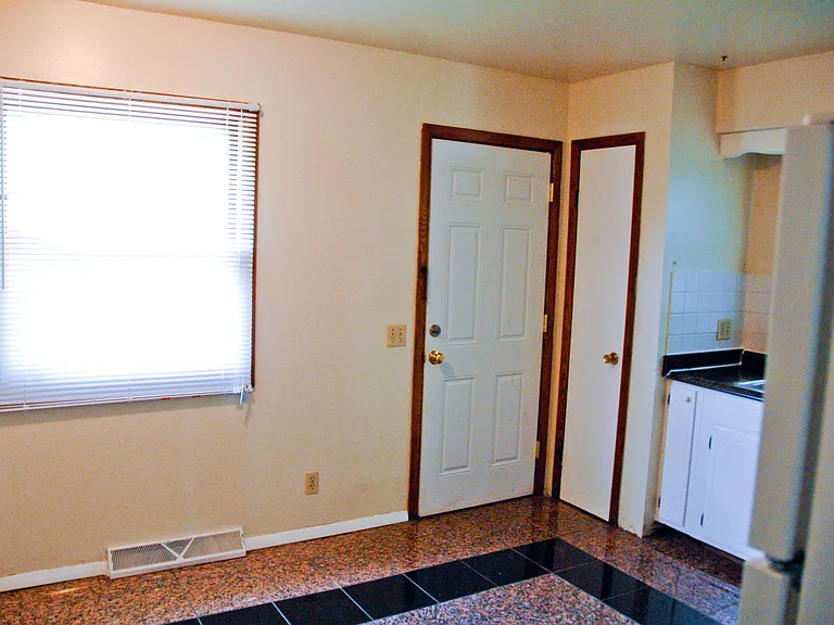 3124 Churchill Dr — Photo 9
