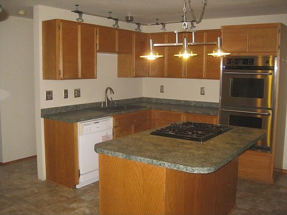 5th image of 11614 20th St NE
