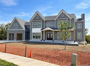 15 Emilia Ct, Middletown, NY 10941