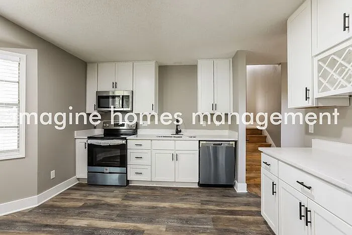 5620 N Quincy Ave — Photo 5