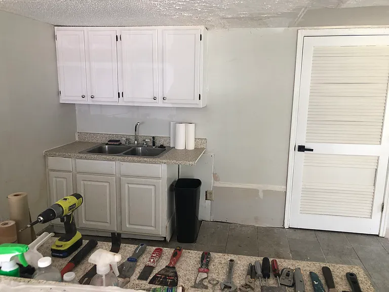 5772 Riverside Dr — Photo 12