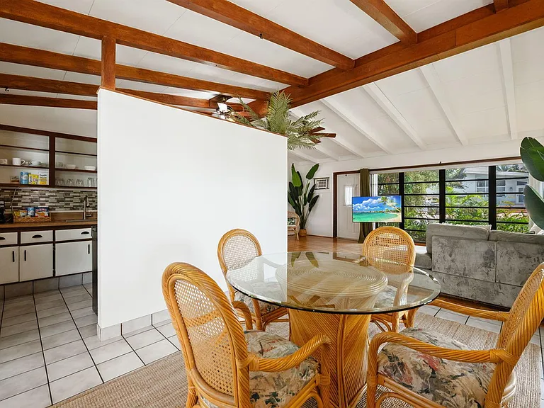 2512 Sugarloaf Ln — Photo 15