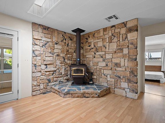 5th image of 2412 Foothill Blvd Boulevard #171