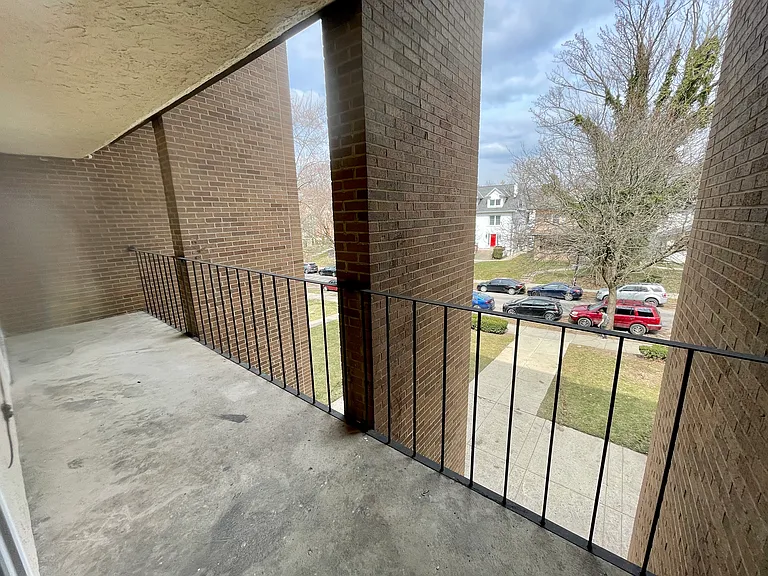 227 E 15th Ave #2B — Photo 7