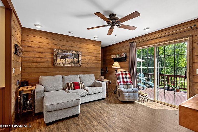4th image of 152 John Rust Road