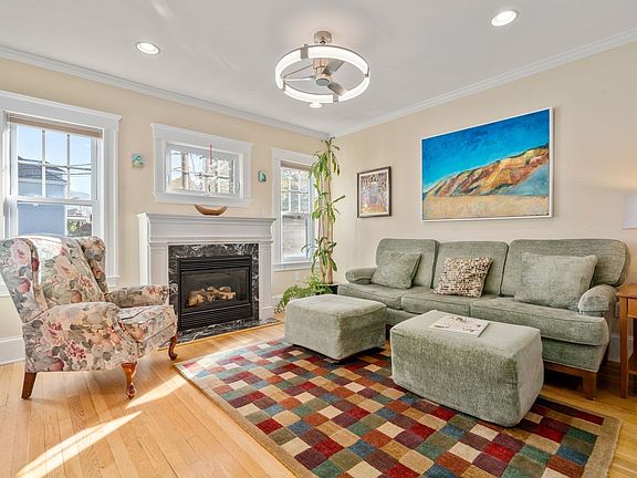 2nd image of 129 Hillside Rd #2
