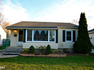 37 Leonore St, Mount Clemens, MI 48043