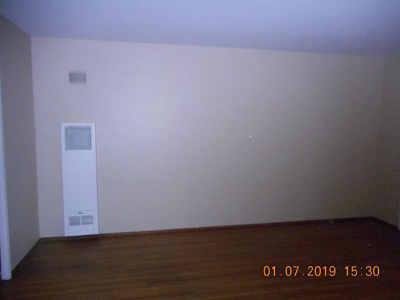 4th image of 617 Cedar Ave APT 14