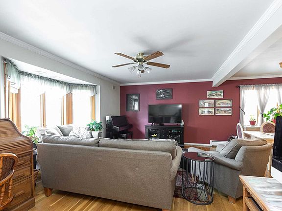 2nd image of 15444 21st Ave