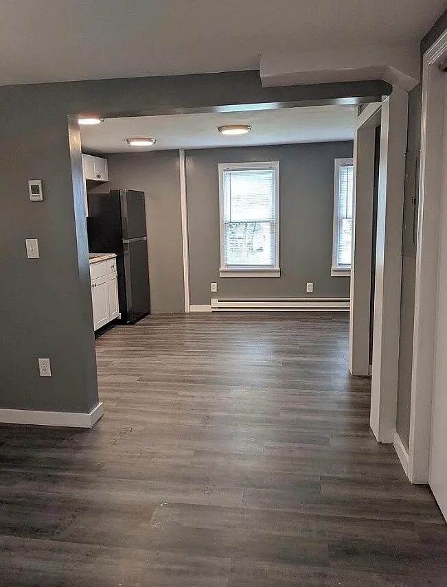 1 bed, 900 sqft, $1,600 — Photo 1