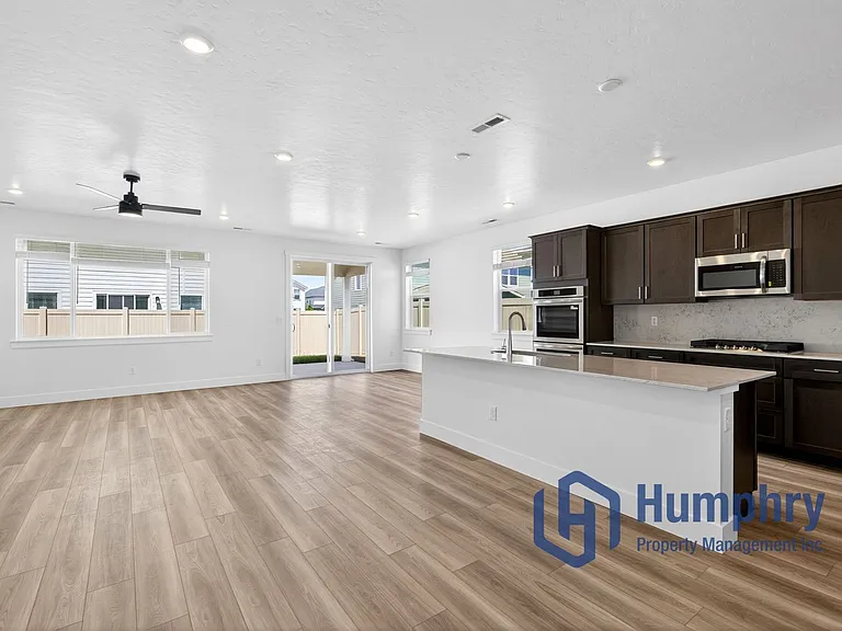 4612 W Wapoot St — Photo 7