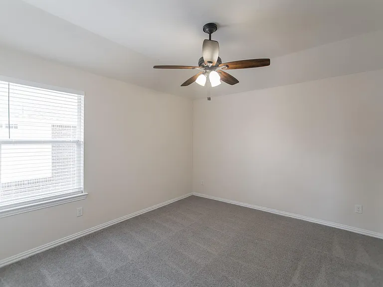 25618 Crisp Spring Ln — Photo 37