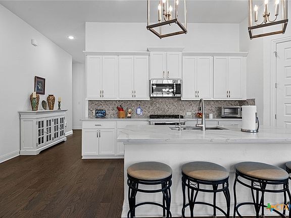 3rd image of 3009 Sage Ranch Dr