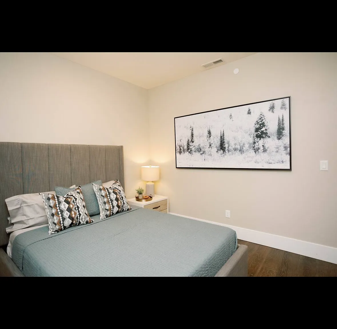 3 bed, 1779 sqft, $3,100 — Photo 1
