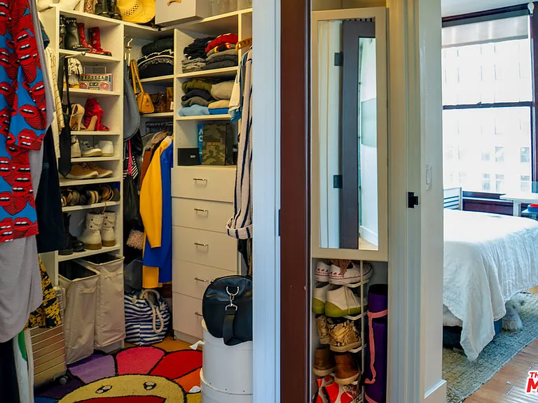 460 S Spring St #903 — Photo 32