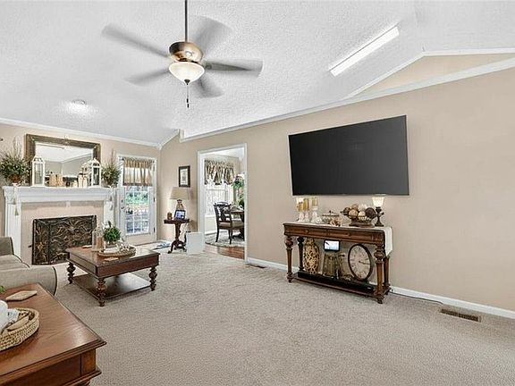 2nd image of 904 Pointers Way
