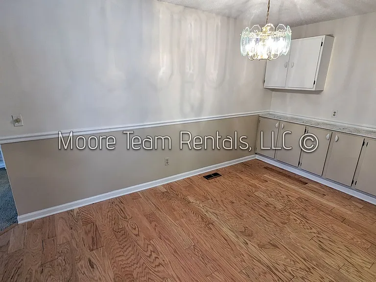 471 Britton Creek Dr — Photo 6
