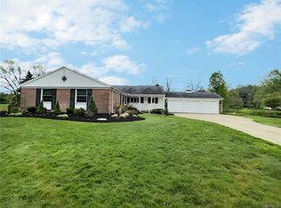 2 Briarhill Rd, Buffalo, NY 14221