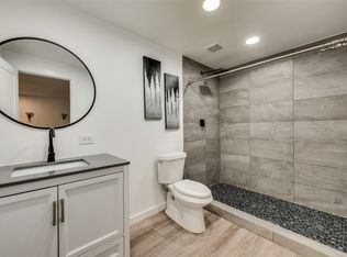 1806 Cottonwood Rd, Carrollton, TX 75006