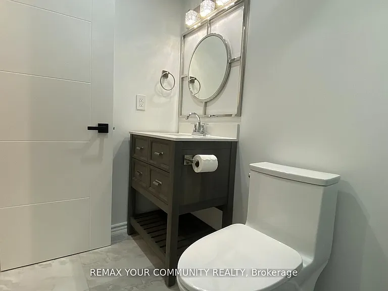 134 Kemano Rd #BASEMENT — Photo 15