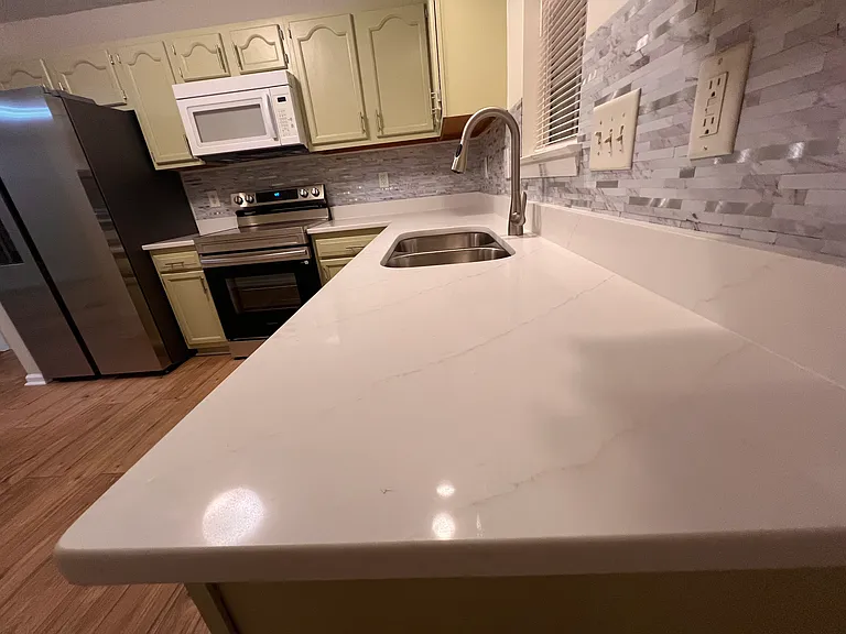 4414 River Forest Ln — Photo 1