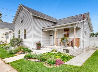 722 Hickory St, Lemont, IL 60439