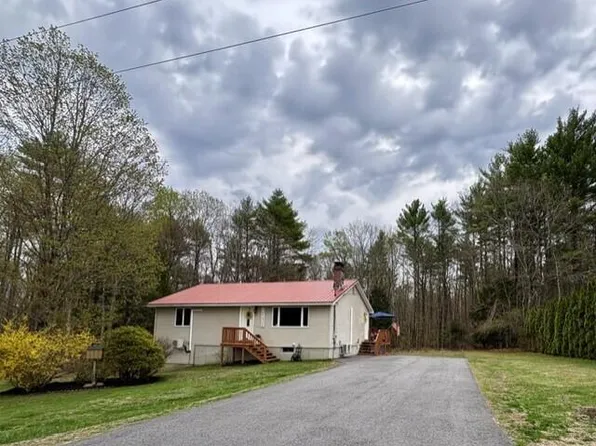 19 Rodrigue Lane, Shapleigh, ME 04076