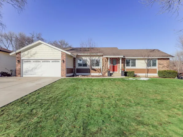624 E 145th St, Burnsville, MN 55337