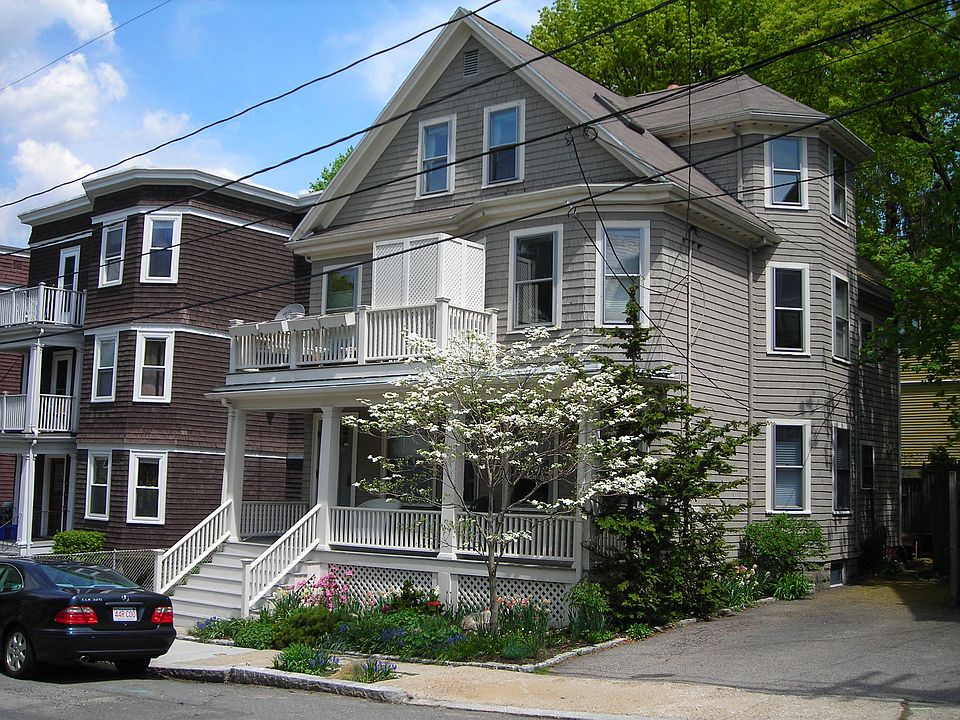 12 Chilton Street