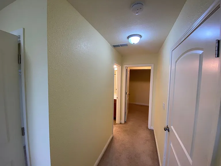 121 Kale Ct — Photo 28