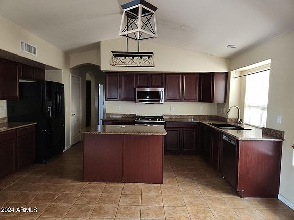 2nd image of 3925 W KINGS Avenue