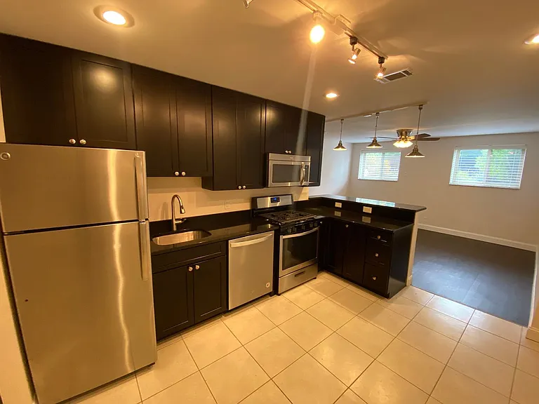 E 15th Ave 325 TPP — Photo 32